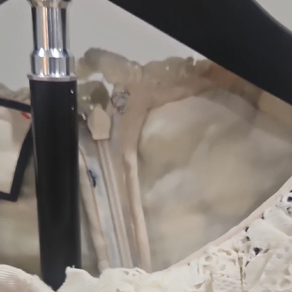 Gucci Cream & Navy Monogram Lace-Front Dress Coat with Red Trim - Picture 6 of 9